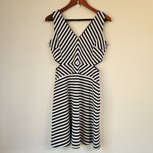 Michael by Michael Kors Women Sleeveless Mini Dress Seath Waist Cutout Sz 4